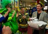 2014-02_ComicBookMen-6